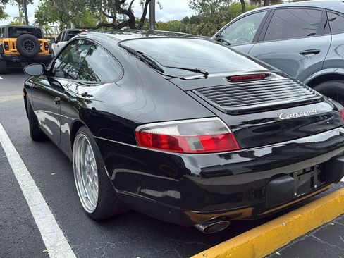 Used 1999 Porsche 911 Carrera 4 AWD/4WD image 4