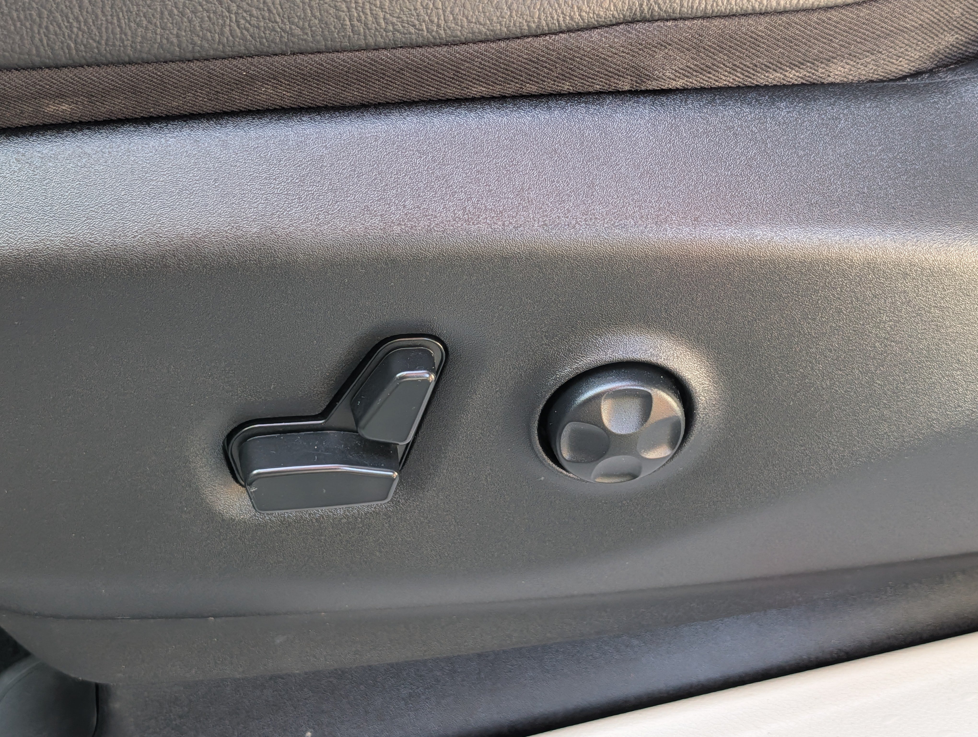 Used 2020 Chrysler Pacifica Touring-L Plus FWD image 20