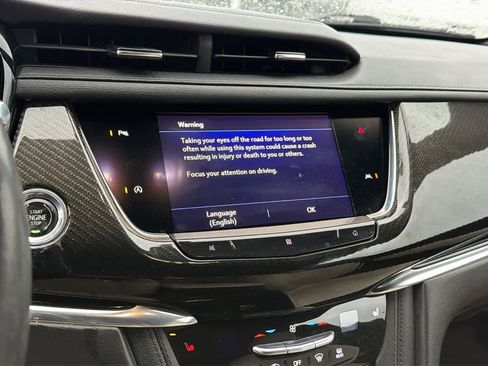 Used 2020 Cadillac XT6 Sport image 14