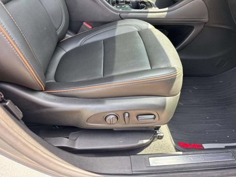 Used 2023 GMC Acadia AT4 w/ Technology Package AWD/4WD image 13