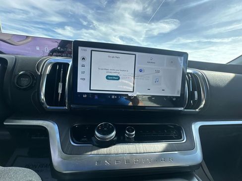 New 2026 Ford Expedition Platinum image 22