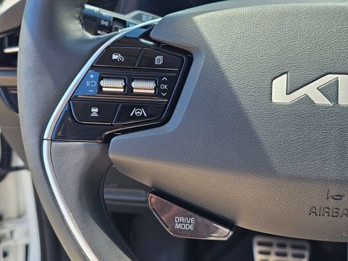 Certified 2023 Kia Niro Wave w/ Wave Preserve Package FWD image 37