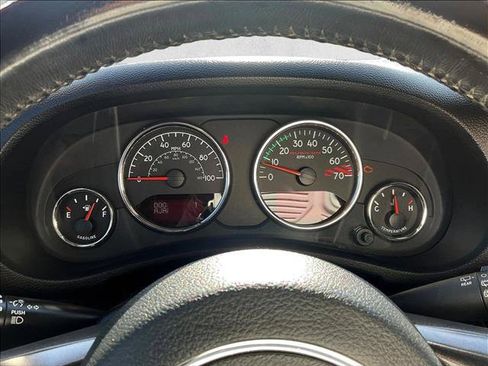 Used 2018 Jeep Wrangler Unlimited Rubicon AWD/4WD image 18