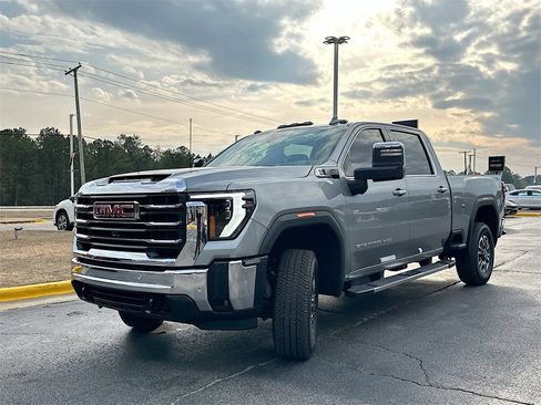 New 2026 GMC Sierra 2500 SLT w/ SLT Premium Package image 2