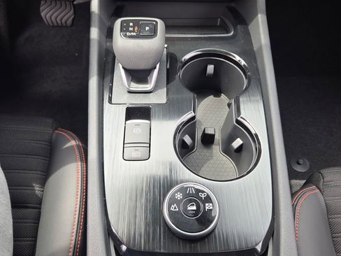 New 2026 Nissan Rogue SV AWD/4WD image 17
