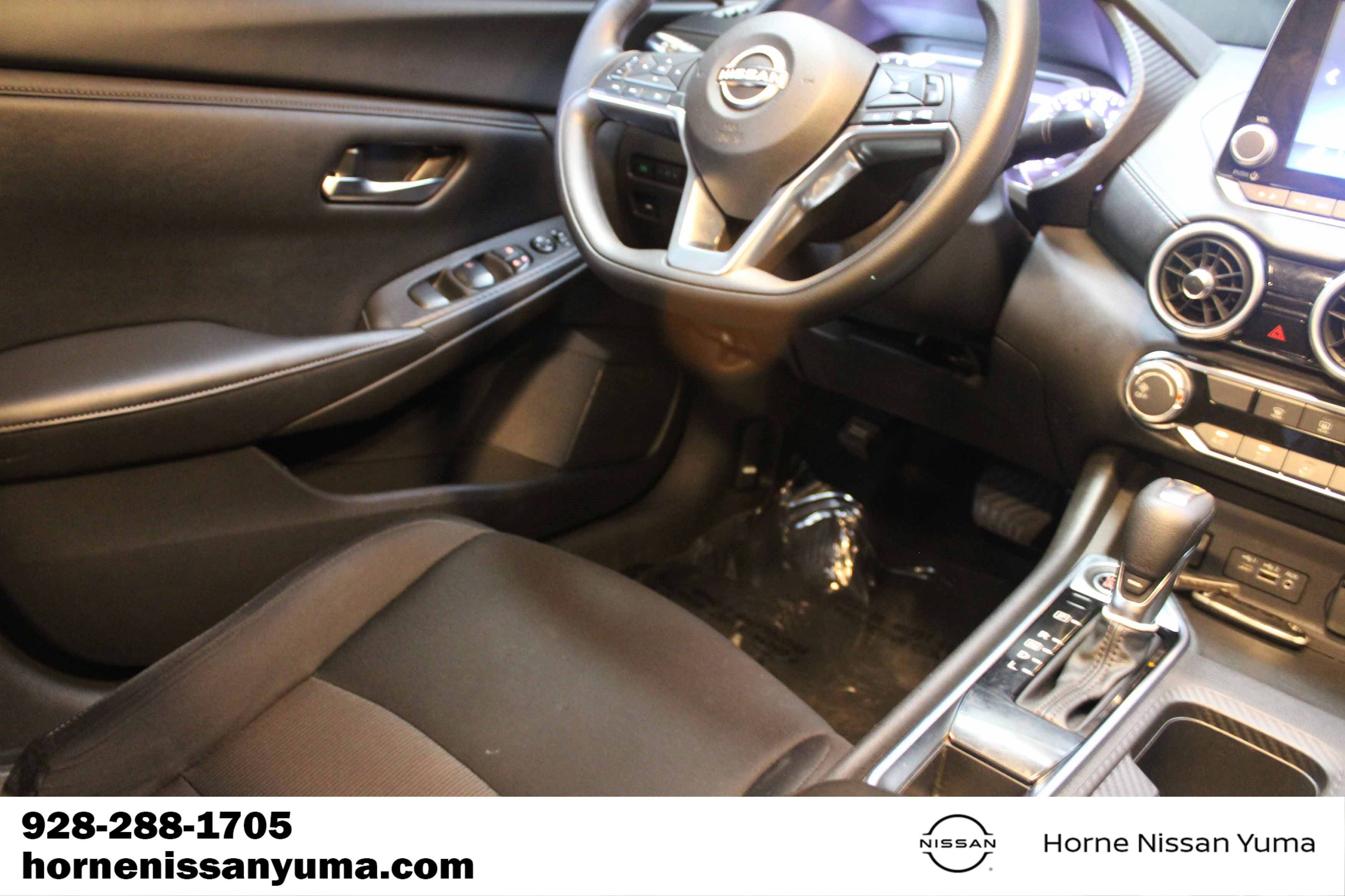 Used 2024 Nissan Sentra SV FWD image 10
