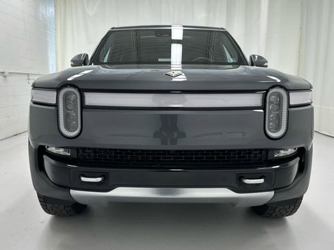 Used 2023 Rivian R1S Adventure image 5