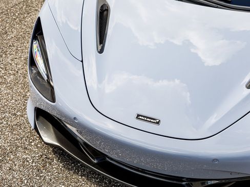 Used 2019 McLaren 720S Performance image 14