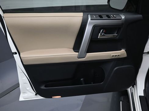 Used 2023 Toyota 4Runner Limited image 13