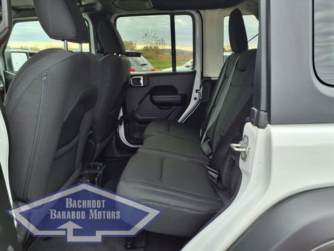 Used 2021 Jeep Wrangler Unlimited Sport image 13