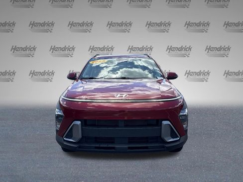 Used 2025 Hyundai Kona SEL AWD/4WD image 3
