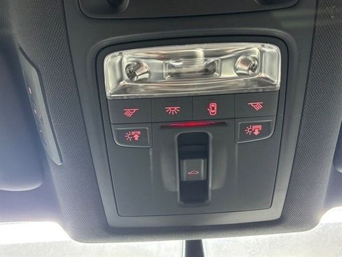 Used 2017 Audi Q3 2.0T Prestige image 22