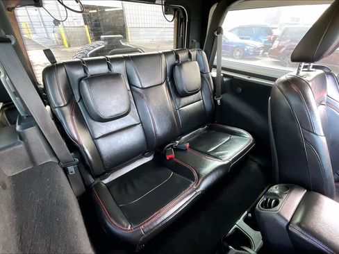Used 2019 Jeep Wrangler Rubicon image 18