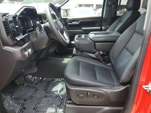 Used 2024 GMC Sierra 1500 SLE AWD/4WD image 18