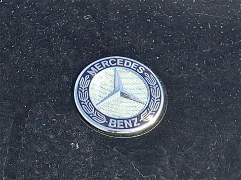 Used 2015 Mercedes-Benz C 400 4MATIC image 4