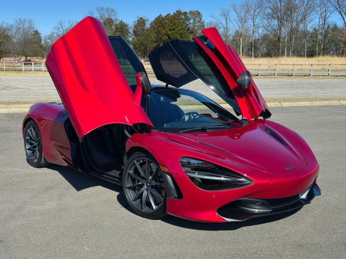 Used 2019 McLaren 720S Performance image 1