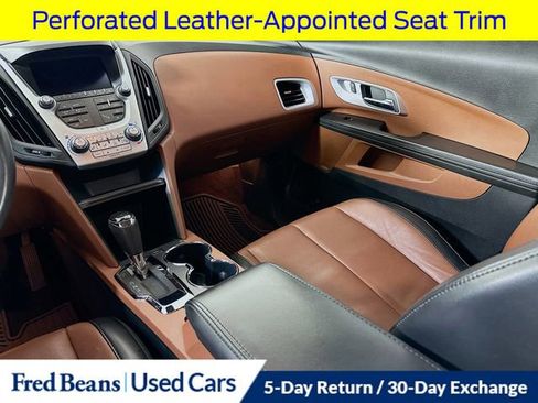 Used 2016 Chevrolet Equinox LTZ w/ Enhanced Convenience Package image 27