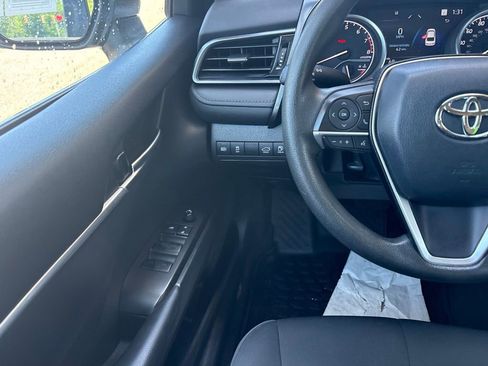 Used 2023 Toyota Camry LE AWD/4WD image 23