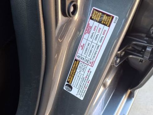 Used 2025 Nissan Altima 2.5 SV image 30