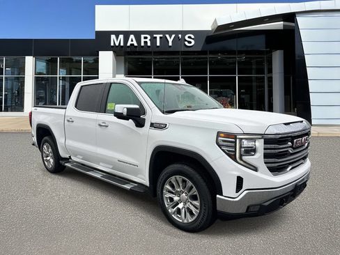 Used 2022 GMC Sierra 1500 SLT AWD/4WD image 1