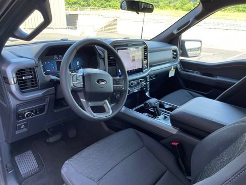 New 2026 Ford F150 XLT w/ XLT Black Appearance Package AWD/4WD image 27