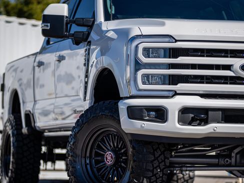 New 2025 Ford F250 Lariat w/ Lariat Ultimate Package AWD/4WD image 13