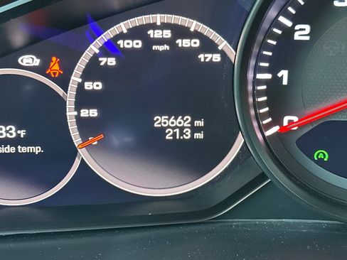 Certified 2023 Porsche Cayenne AWD/4WD image 26