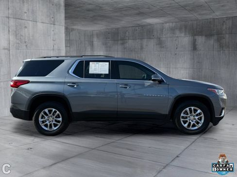 Used 2020 Chevrolet Traverse LT FWD image 8