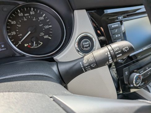 Used 2020 Nissan Rogue Sport SV w/ All-Weather Package AWD/4WD image 47