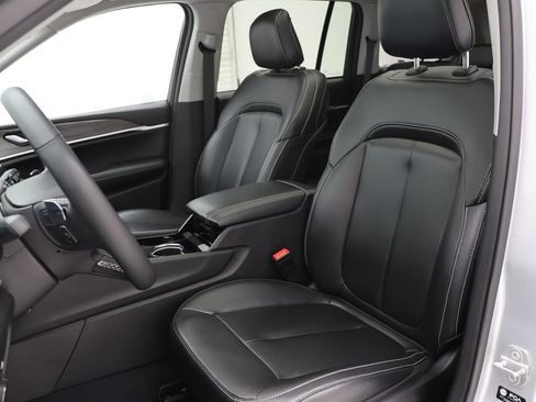 Used 2023 Jeep Grand Cherokee 4WD 4xe image 16