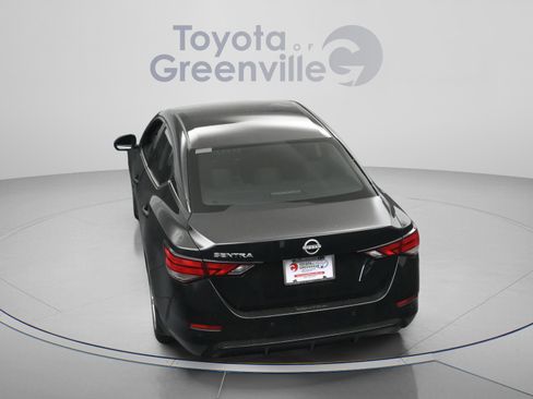Used 2025 Nissan Sentra S FWD image 10