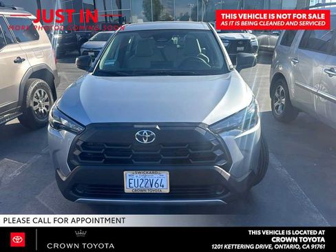 Used 2026 Toyota Corolla Cross L FWD image 2