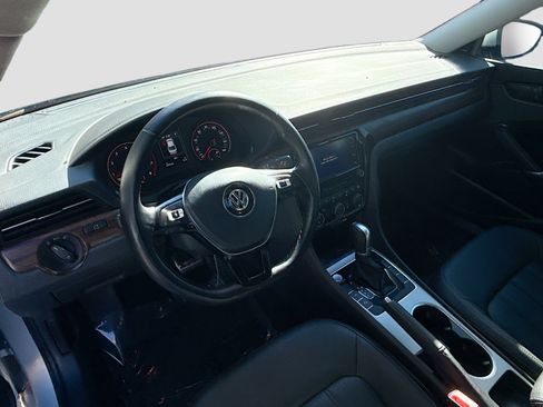 Used 2020 Volkswagen Passat 2.0T SEL image 26