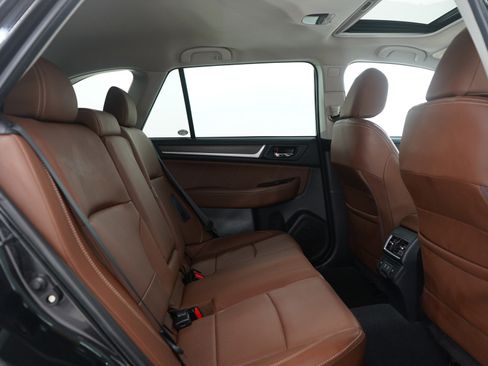 Used 2019 Subaru Outback 3.6R Touring w/ Popular Package #3A image 14