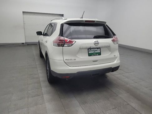 Used 2016 Nissan Rogue SL w/ SL Premium Package FWD image 5