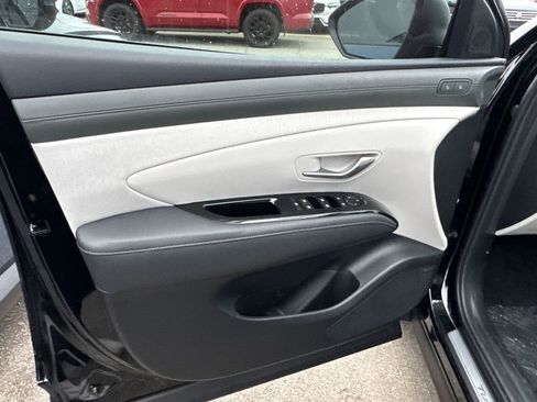 New 2026 Hyundai Tucson Limited image 8