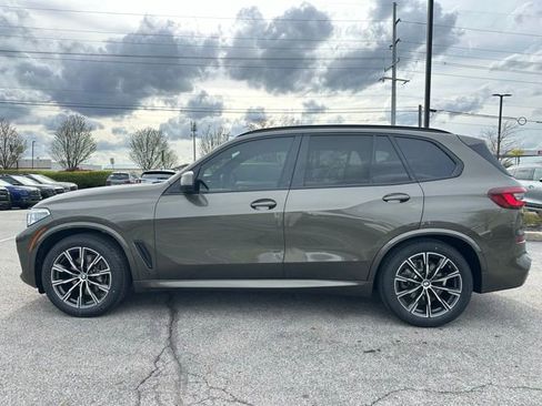 Used 2022 BMW X5 xDrive40i w/ M Sport Package image 14