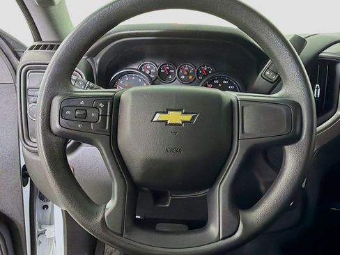 Used 2023 Chevrolet Silverado 1500 Custom image 14