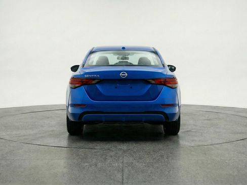 Used 2025 Nissan Sentra SV image 7
