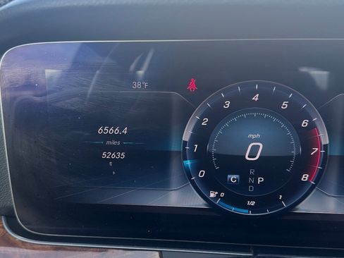 Used 2020 Mercedes-Benz E 450 4MATIC Wagon image 7