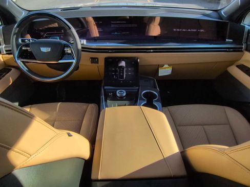 New 2026 Cadillac Escalade IQL Sport 2 image 13