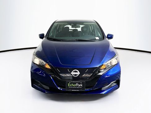 Used 2024 Nissan Leaf S FWD image 2
