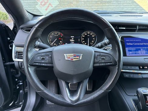 Used 2019 Cadillac XT4 Sport image 27