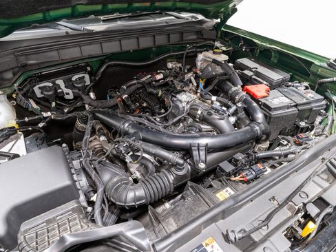 Used 2023 Ford Bronco Wildtrak AWD/4WD image 36