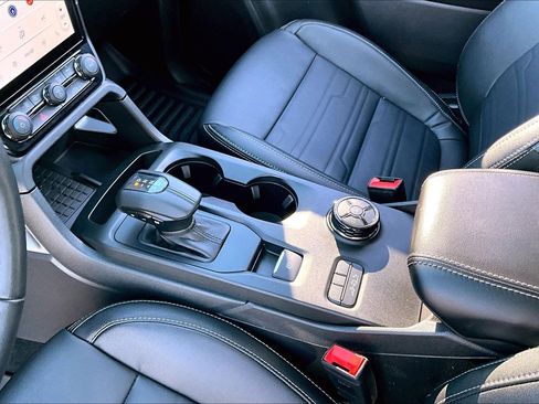 Used 2024 Ford Ranger Lariat w/ FX4 Off-Road Package image 19