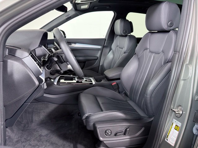 Certified 2024 Audi Q5 2.0T Premium Plus AWD/4WD image 19
