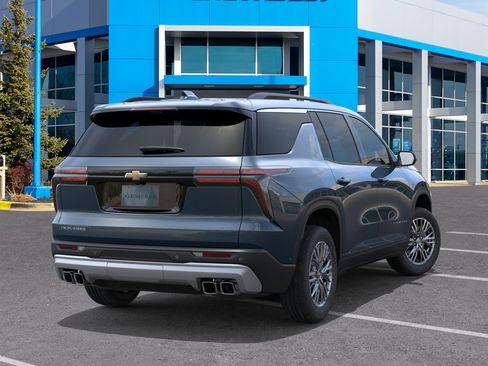 New 2026 Chevrolet Traverse LT w/ Driver Confidence Package FWD image 28