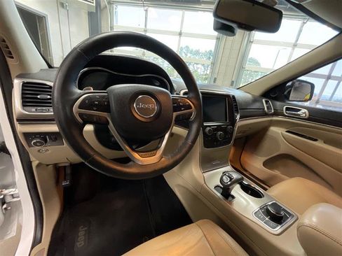 Used 2014 Jeep Grand Cherokee Limited w/ Trailer Tow Group IV image 14