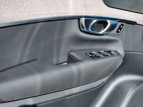 New 2026 Volvo XC90 B6 Ultra w/ Protection Package image 9