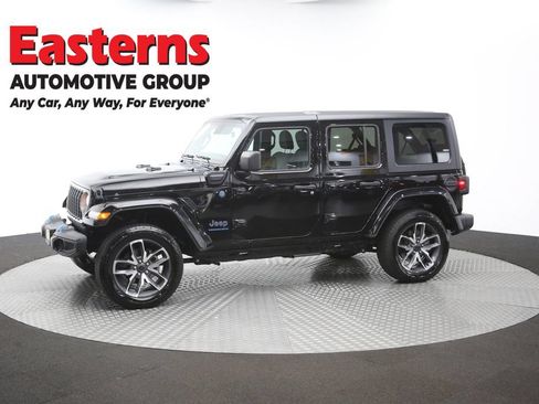 Used 2024 Jeep Wrangler Unlimited AWD/4WD image 58